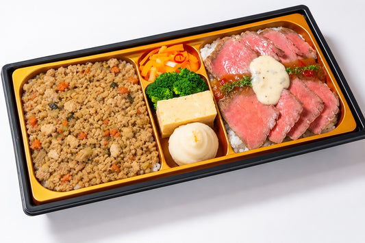 鶏しぐれ煮と厳選牛ローストビーフ弁当